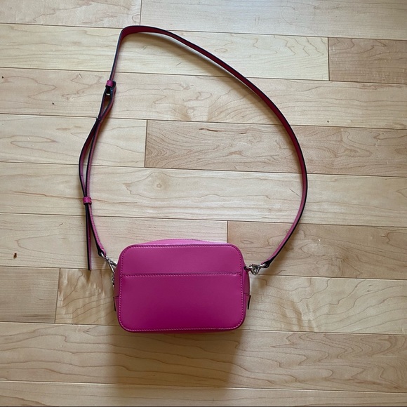 Ganni textured leather bag - Picture 4 of 11